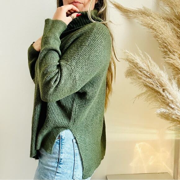 FADED GLORY Olive Green Side Zip Asymmetrical Knit Turtleneck Cowl Sweater M - Picture 5 of 11